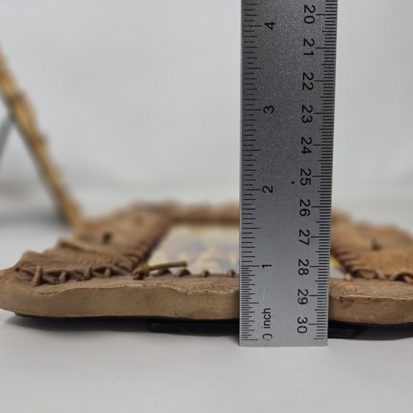 Russ Photo Frames Set Of 2 Faux Leather Look With Stitching Made Of Poly Resin - Picture 10 of 15